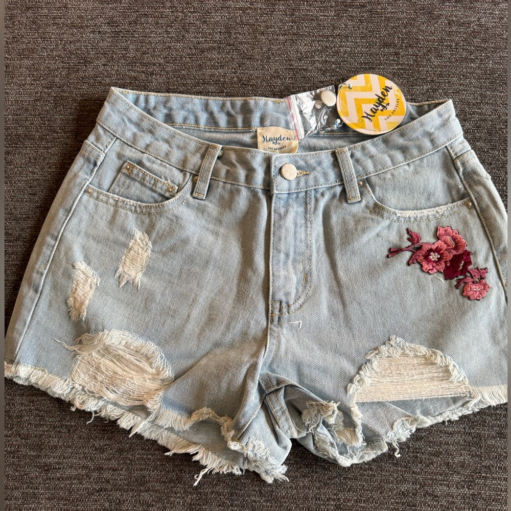 NWT Hayden LA Denim Cutoff Jean Shorts w/ Flower Sz Small. Distressed Light Wash